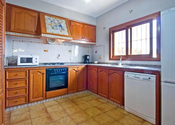 Fustera - Plusholidays فيلة بينيسا